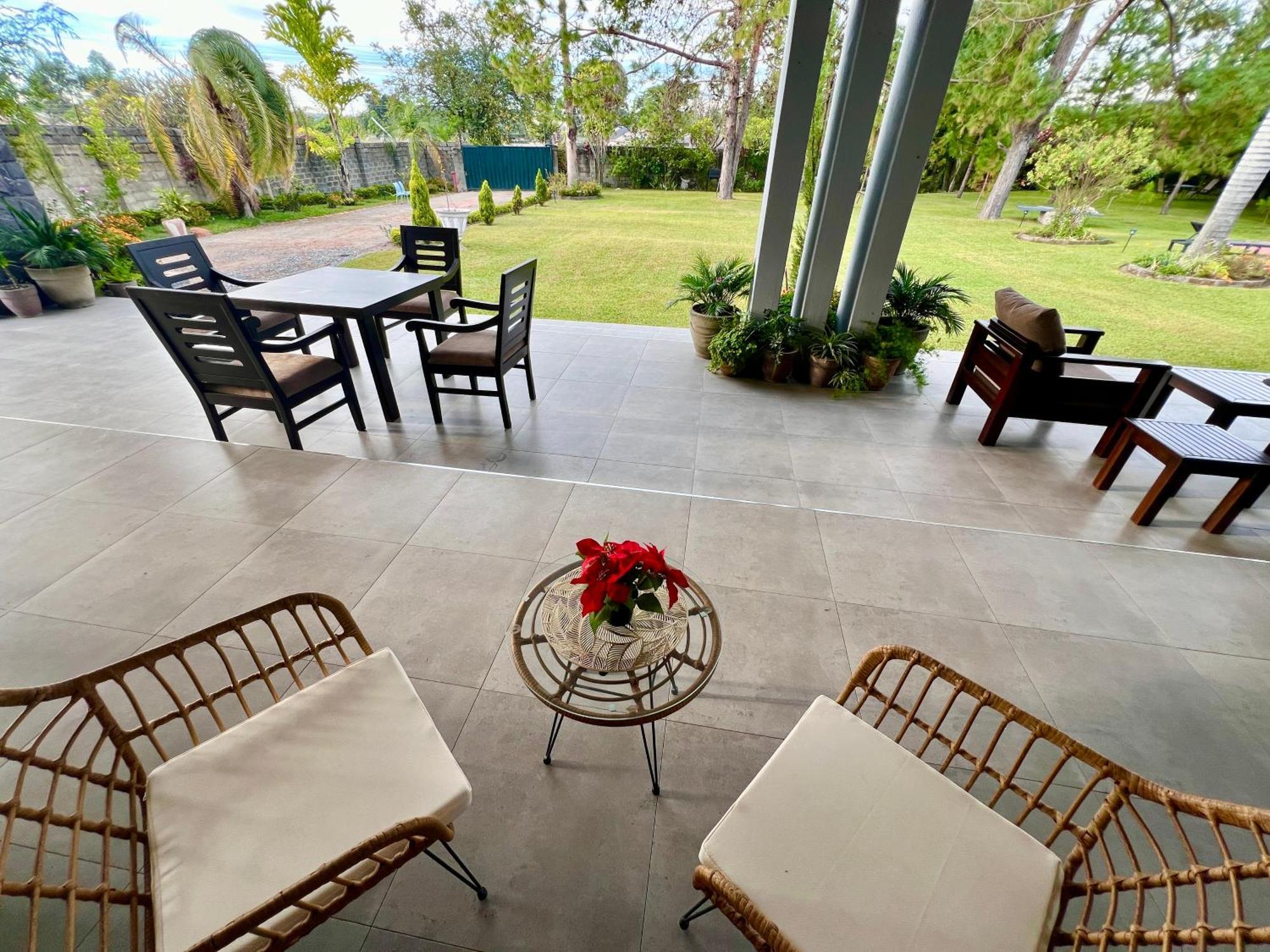 Summerfields & Gardens Lodge Kitwe Экстерьер фото