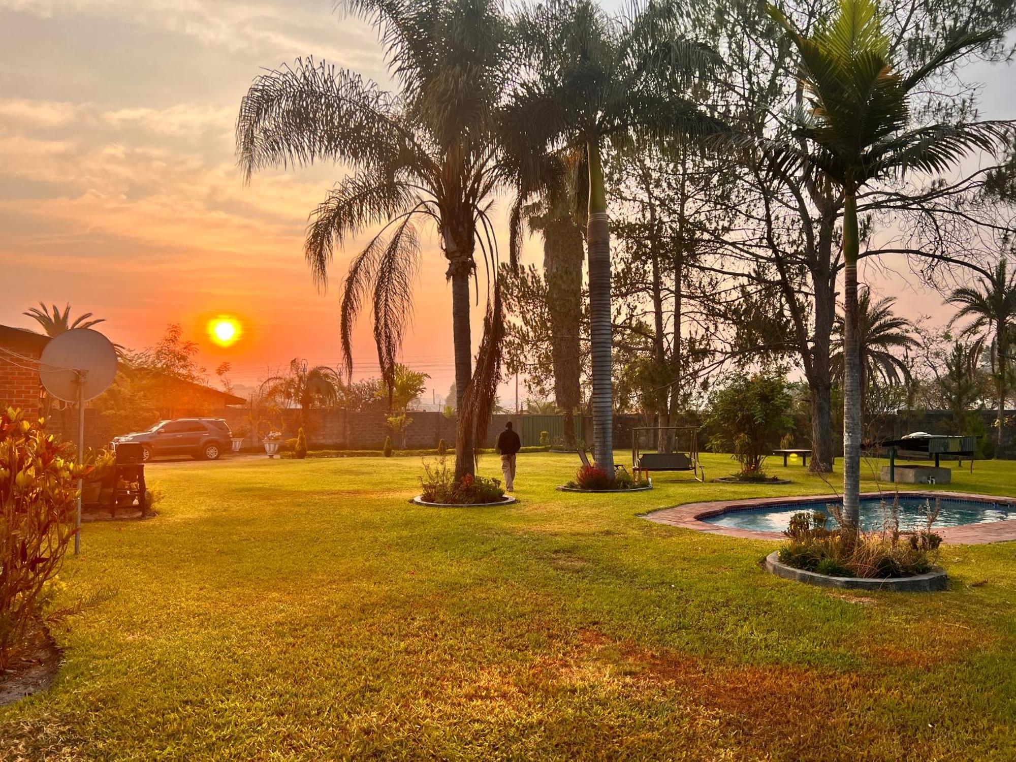 Summerfields & Gardens Lodge Kitwe Экстерьер фото