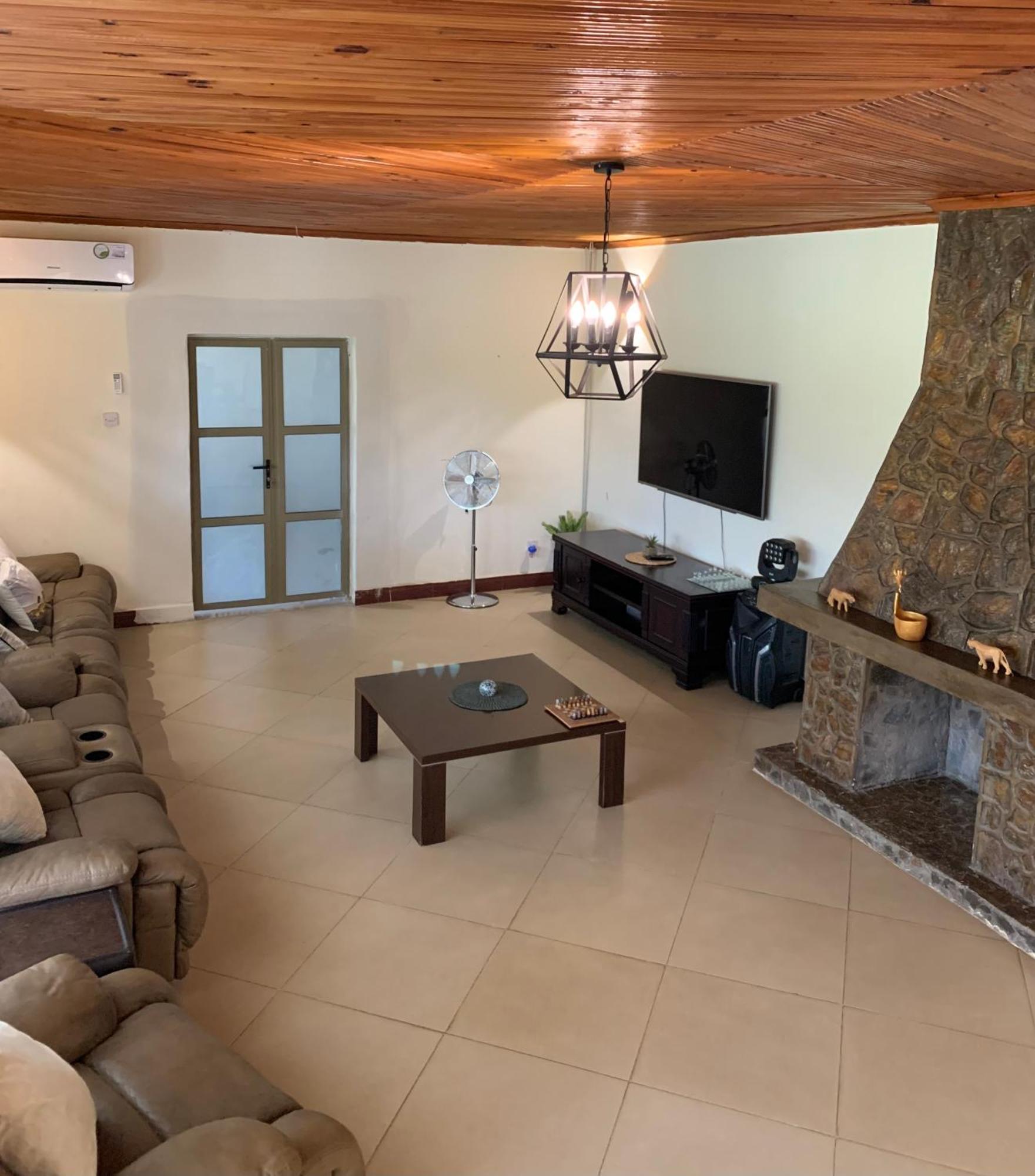 Summerfields & Gardens Lodge Kitwe Экстерьер фото