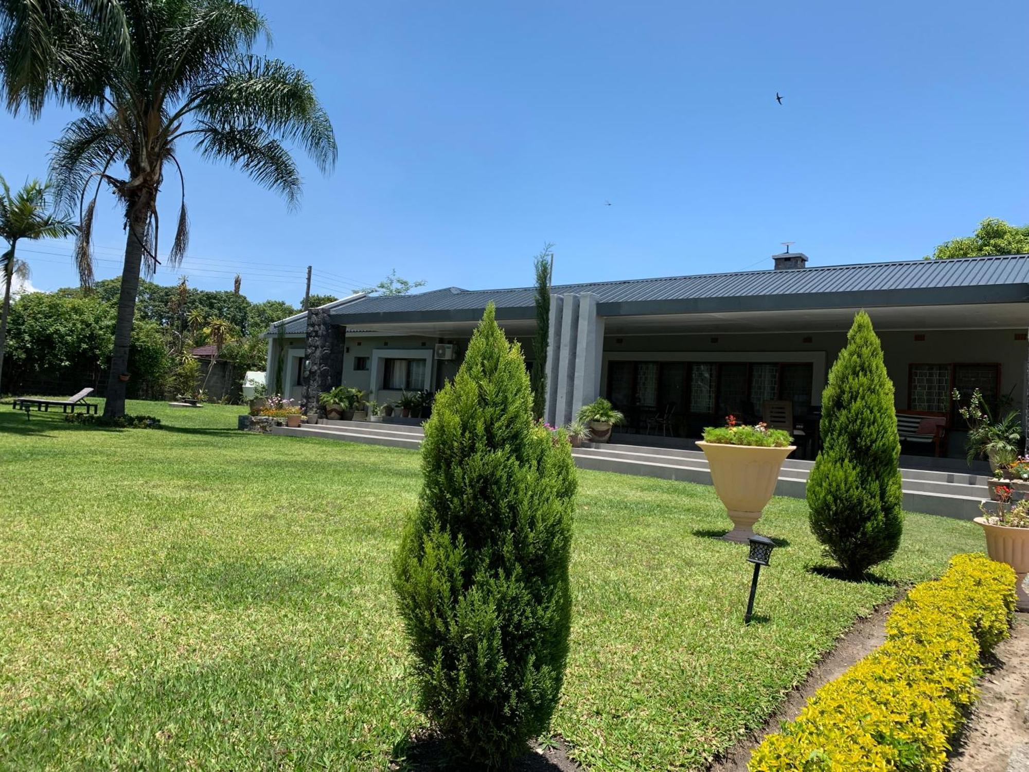 Summerfields & Gardens Lodge Kitwe Экстерьер фото